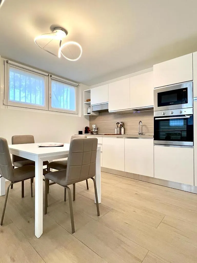 Loft Moderno A Milano Apartment  Milan
