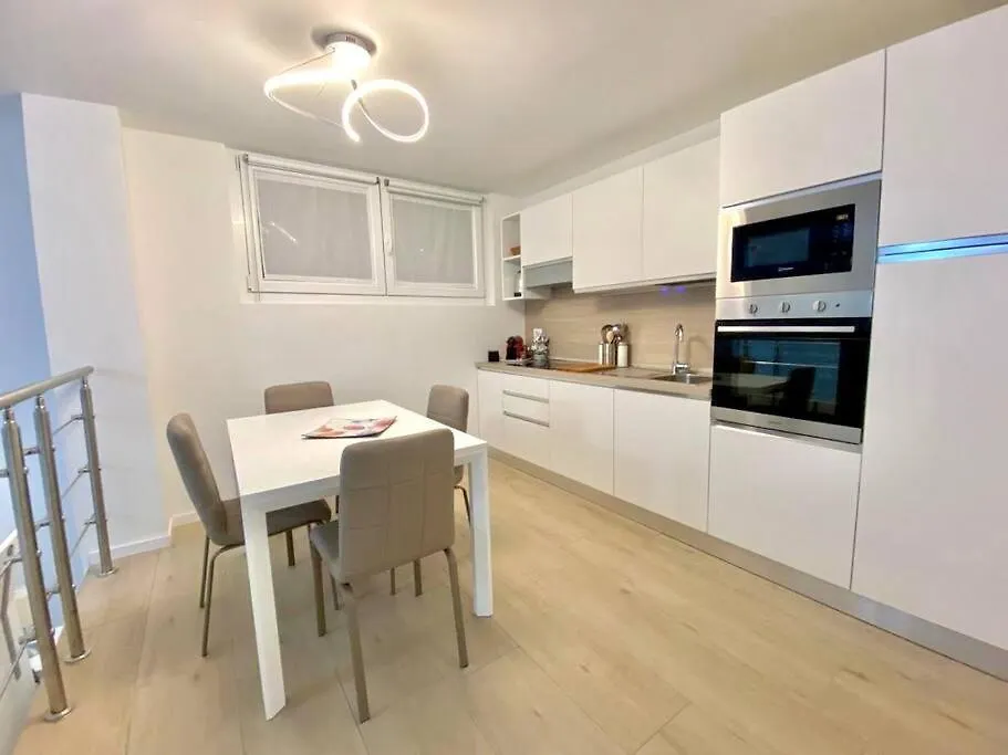 Appartamento Loft Moderno A Milano
